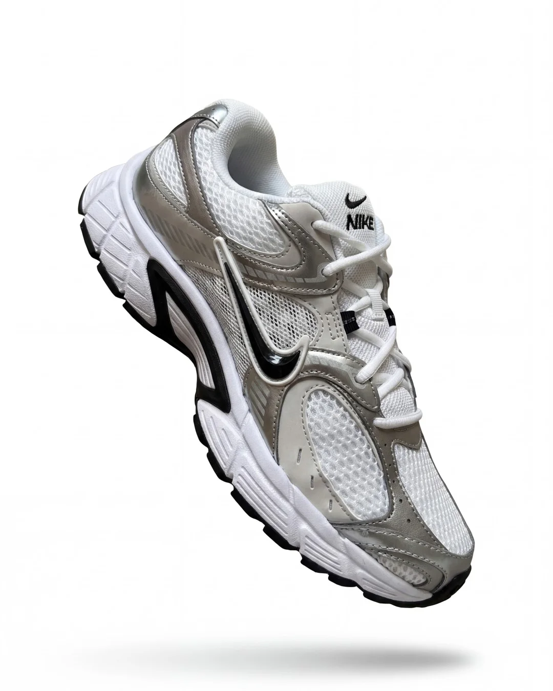 Nike V5 RNR Plata Y2K HJ5228-104 vista 2 - 100% Original SJT Mayoreo